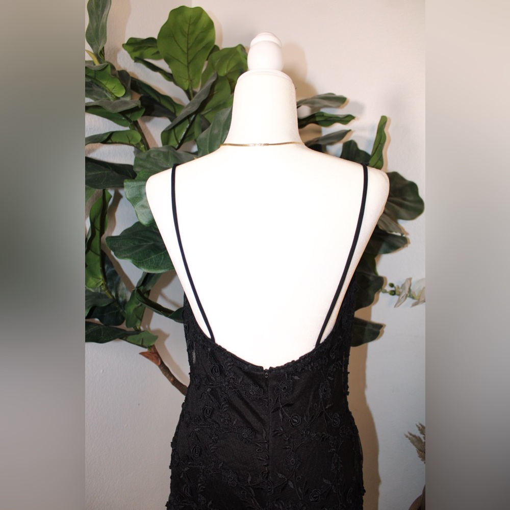 Nicole Bakti Black Lace Asymmetrical Dress - Size M - Picture 10 of 12